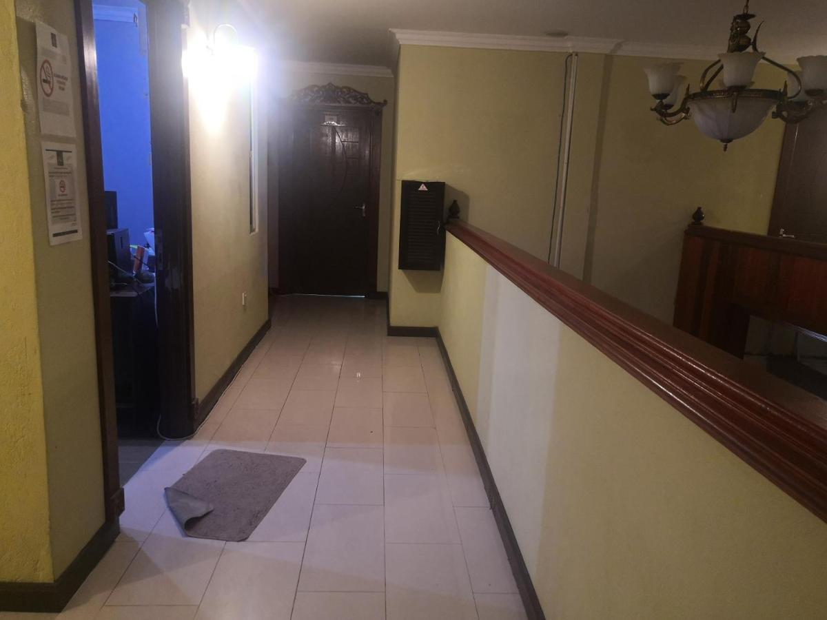 Oyo 90473 Opah Inn Hotel Kampong Ayer Terjun エクステリア 写真